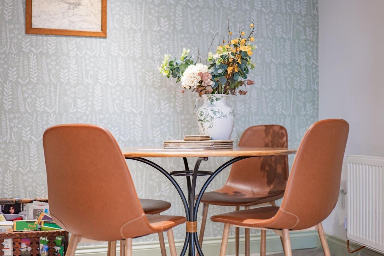 Host & Stay - Cromford View 외부 사진